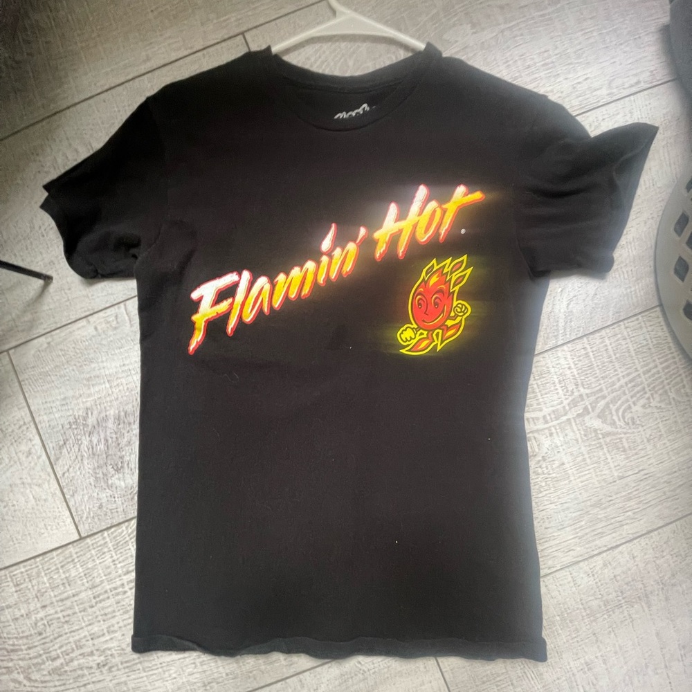 Flamin hot Cheetos shirt. Size small